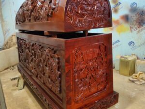 Quan Tài Địa Táng Nắp Tròn Căm Xe Chạm