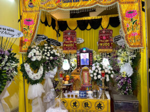 dịch vụ mai táng trọn gói dịch vụ tang lễ trọn gói giá dịch vụ mai táng trọn gói quan tài hỏa táng trung trang trí chữ Phúc