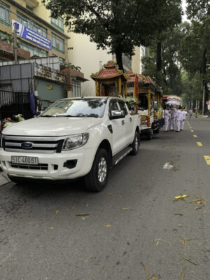 đoàn xe tang xe long đình và xe rồng dịch vụ mai táng trọn gói tang lễ trọn gói