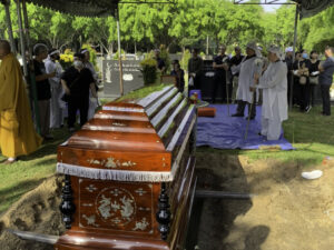 quan tài an táng chôn cất gỗ xà cừ dịch vụ mai táng trọn gói tang lễ trọn gói